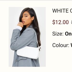 White Messenger Bag with Sleek Design and Versatile Functionality